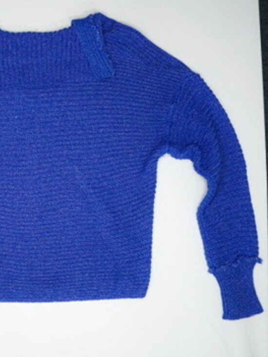 Free People V-Neck Slouchy Pullover Sweater - Size Small - Picture 4 of 4